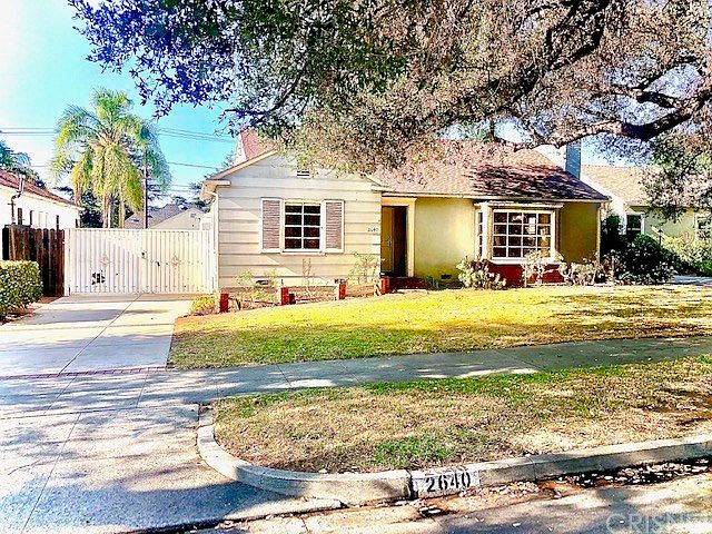 2nd image of 2640 Lambert Dr