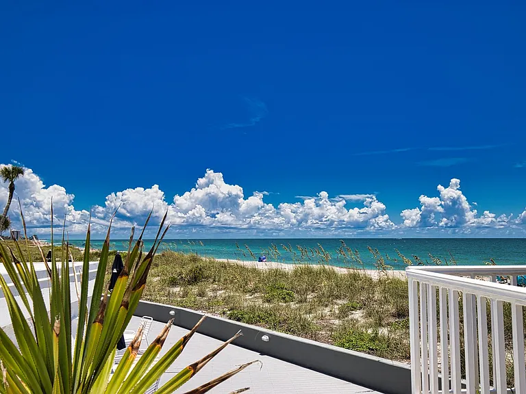 1555 Tarpon Center Dr #243 — Photo 32