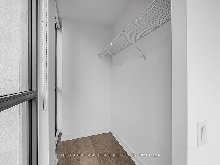 39 Brant St #726 — Photo 19