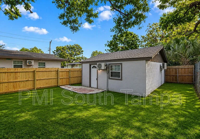 2108 W Saint Louis St #B — Photo 2