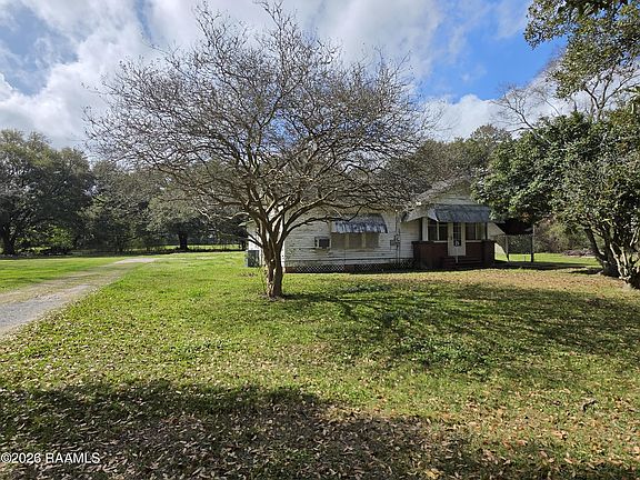 2nd image of 5048 Vidrine Rd