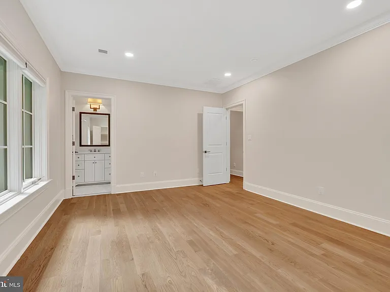 6707 Wemberly Way — Photo 58