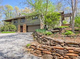 351 Honeysuckle Ln, Clarkesville, GA 30523