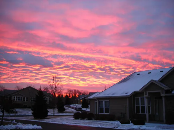 5775 Willow Ln, Shoreview, MN 55126