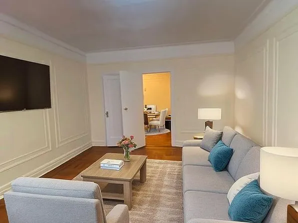 3130 Brighton 6 St #3L, Brooklyn, NY 11235