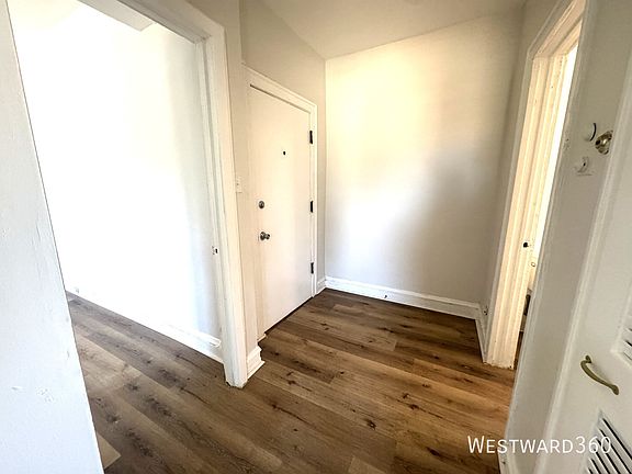 5th image of 6702 S Wood St #2B