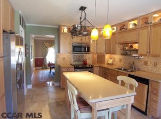 280 Manhasset Dr, Port Matilda, PA 16870