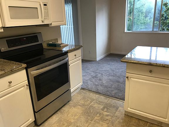 5th image of 7150 Rainbow Dr APT 39
