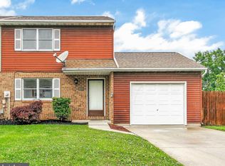 115 Conewago Dr, Hanover, PA 17331