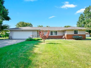 302 Ames Ct, Gifford, IL