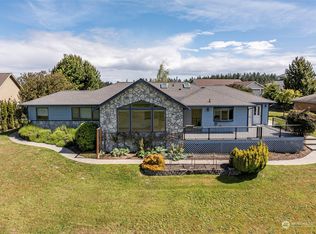 190 Lone Eagle Ln, Sequim, WA 98382