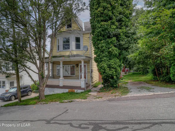 235 East St, Coaldale, PA 18218