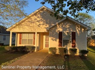 206 Worthington Ln, Warner Robins, GA 31088