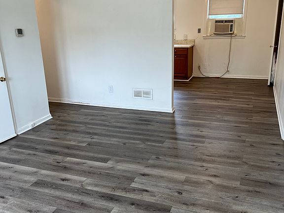 NEW HARDWOOD FLOORS!!