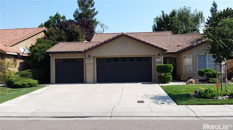 1st image of 10093 River Falls Cir