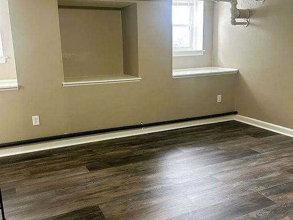 3rd image of 1804 W Genesee St #8G