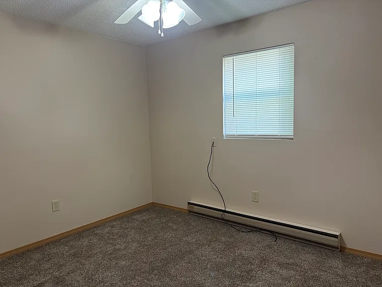 425 8th Ave NE #2 — Photo 9