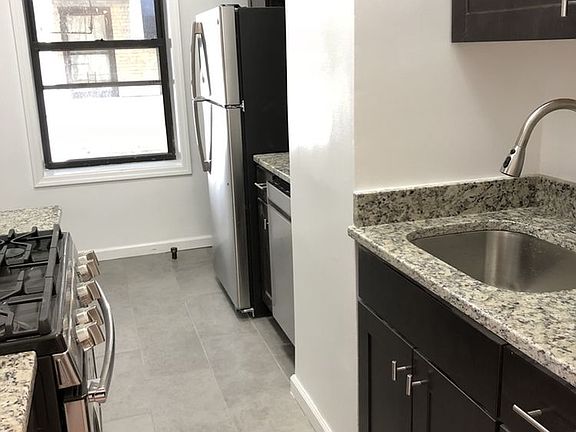 2nd image of 4323 40th St APT 1B
