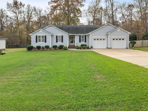 1512 Meadston Dr, Durham, NC 27712