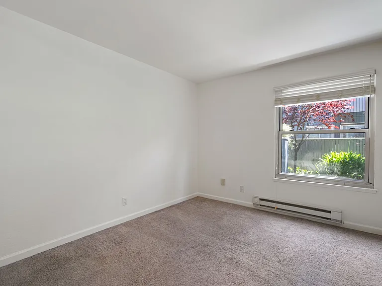 225 Boardwalk Ave #D — Photo 14