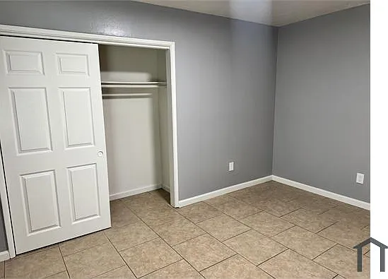 115 W Hill Dr #11 — Photo 17