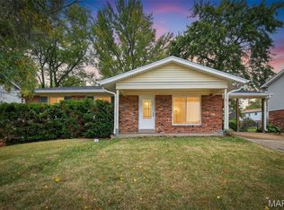 2334 White Ash Ct, Florissant, MO 63031
