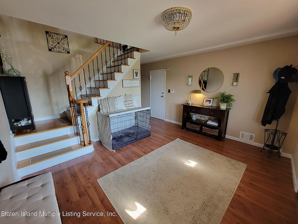 3 Melba St, Staten Island, NY 10314 Zillow