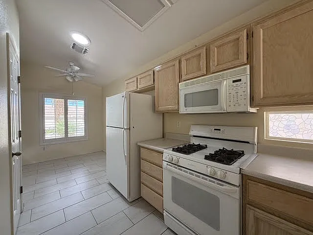 495 Edgefield Ridge Pl — Photo 21