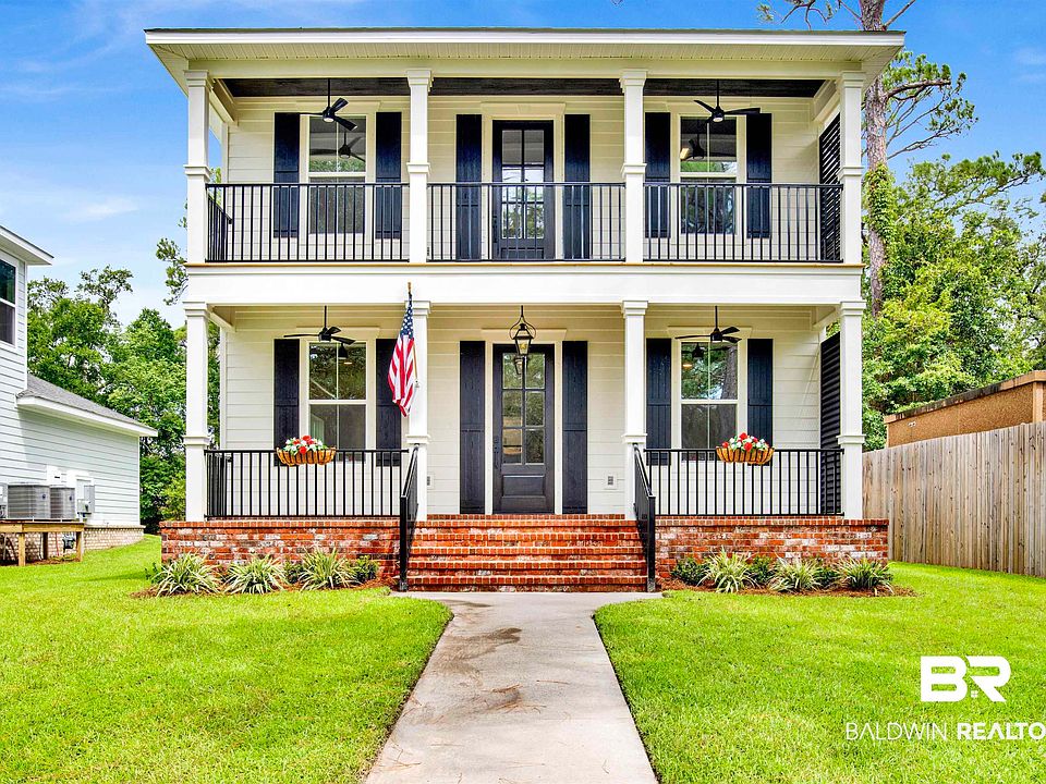 1st image of 18436 Holt Ln
