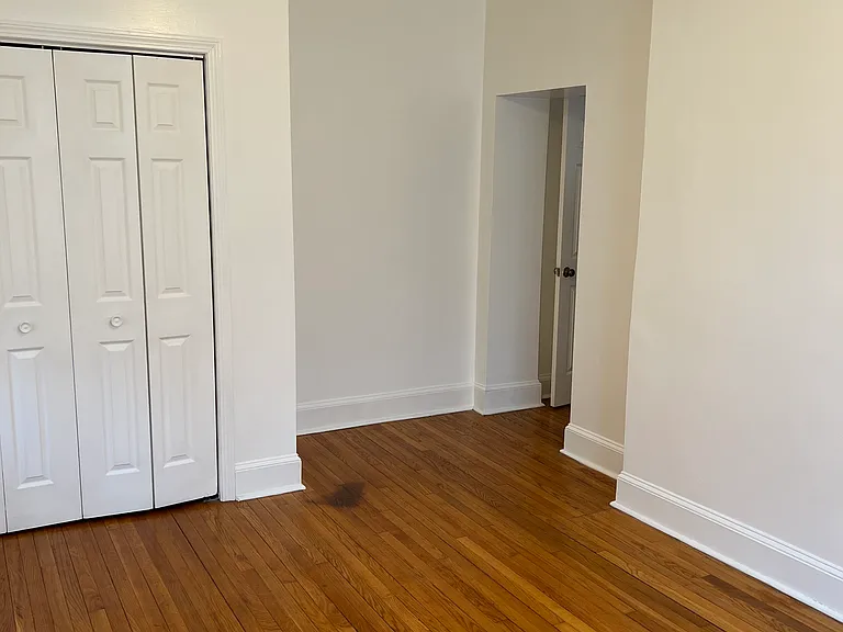 109 Montgomery St #1C — Photo 34