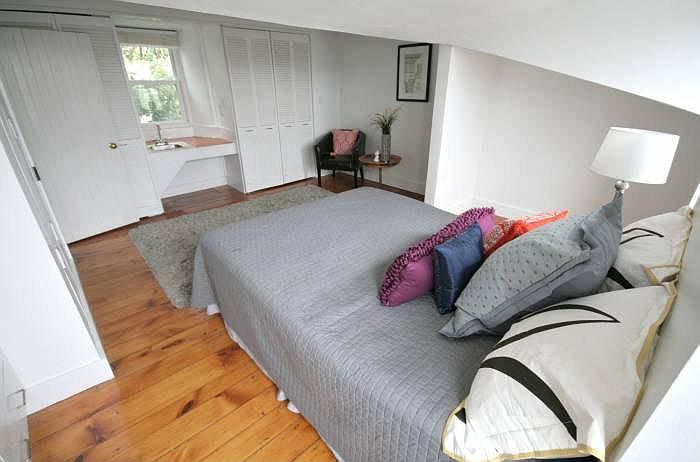 second bedroom