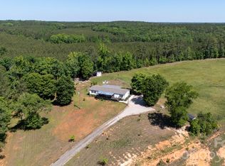 1283 Countryside Dr, Blackstock, SC 29014
