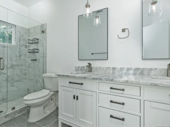 2507 E Commerce 2, San Antonio, TX 78203