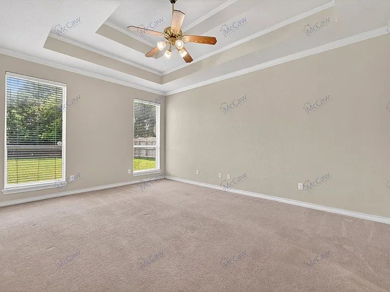 914 Dove Creek Trl — Photo 10