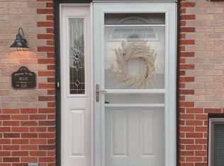 460 Manewal Dr APT B, Cheyenne, WY 82009