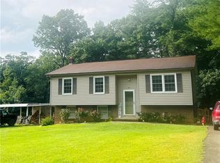 235 Oak Ridge Dr, Mount Airy, NC 27030