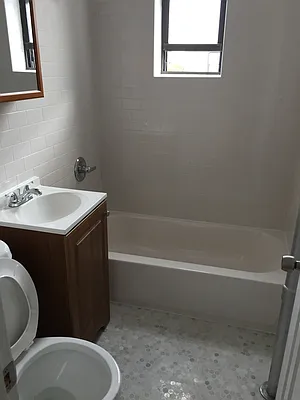 Rented by First Executive Realty Inc | media 4