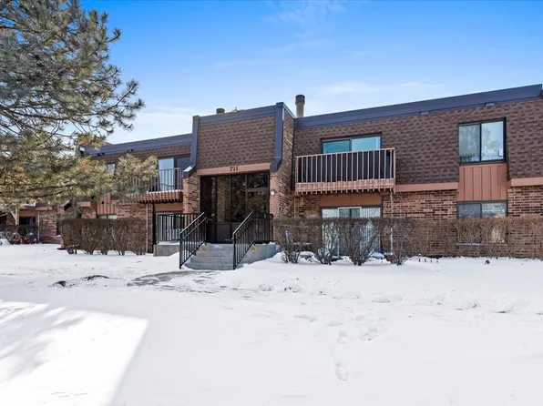 711 Waterford Rd #2A, Schaumburg, IL 60193