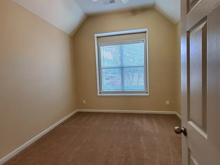189 Fleets Island Dr — Photo 9