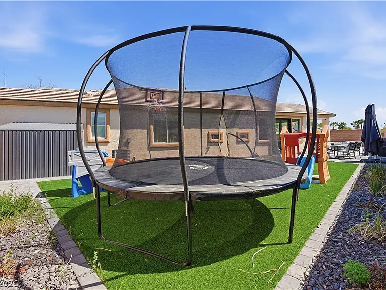 11063 Pegasus Dr — Photo 31