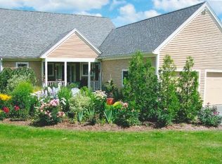 1 General Ct, Grantham, NH 03753