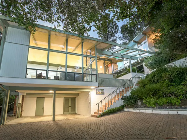 1437 Hillside Dr, Glendale, CA 91208