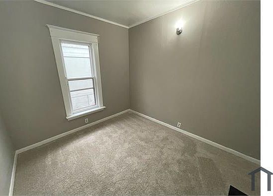 1st image of 239 Ann St NE Unit 1