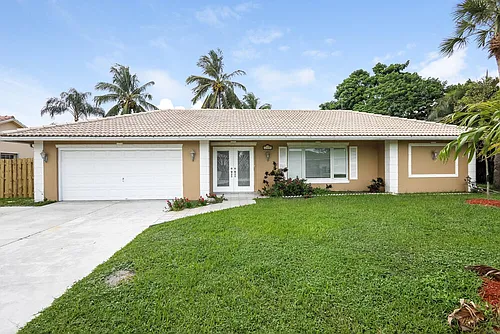 12695 Westport Cir Photo 1
