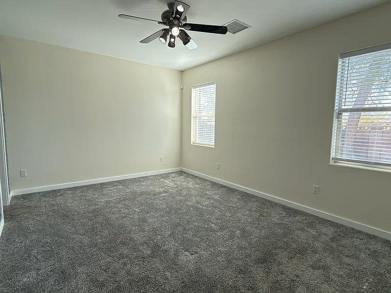 3385 W Agate Ave — Photo 26