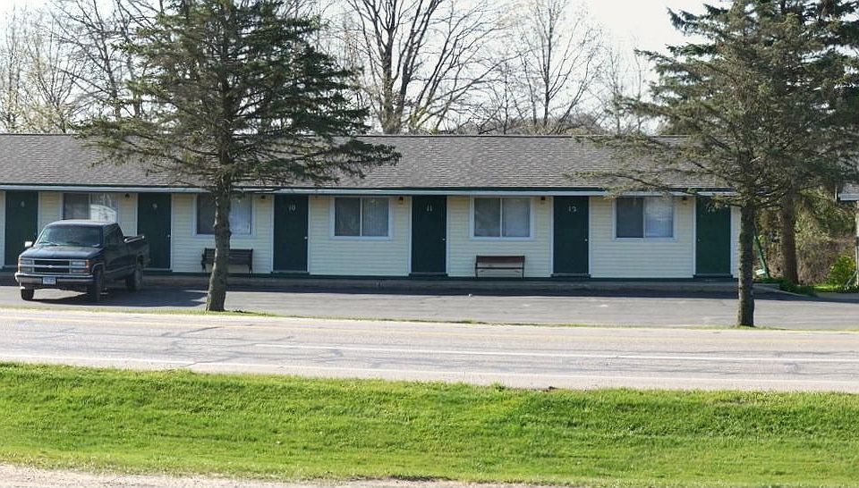 326 Bridge St, Wonewoc, WI 53968 Zillow
