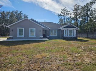 854 Fisher Rd, Ocklawaha, FL 32179