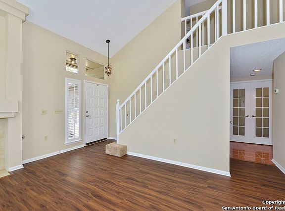 4th image of 6703 Mary Todd Dr