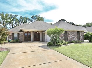 348 Austin Cir, Brandon, MS 39047