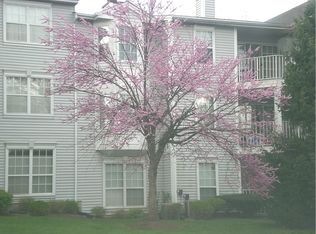 91 Rachel Ct #4510, Franklin Park, NJ